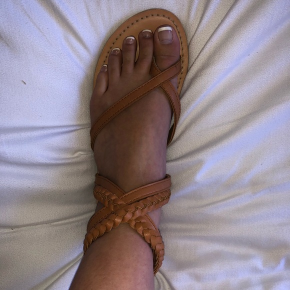 Hollister sandals - Picture 2 of 2
